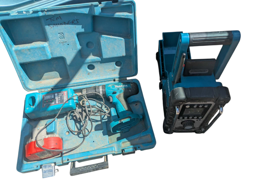 Makita Cordless Drill Driver Kit with Jobsite Radio, Battery, Charger & Carry Case