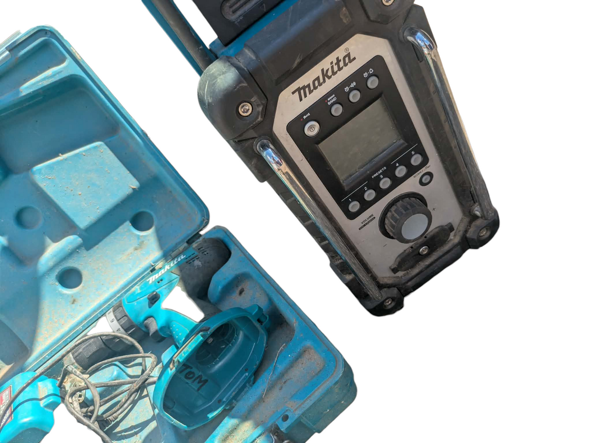 Makita Cordless Drill Driver Kit with Jobsite Radio, Battery, Charger & Carry Case